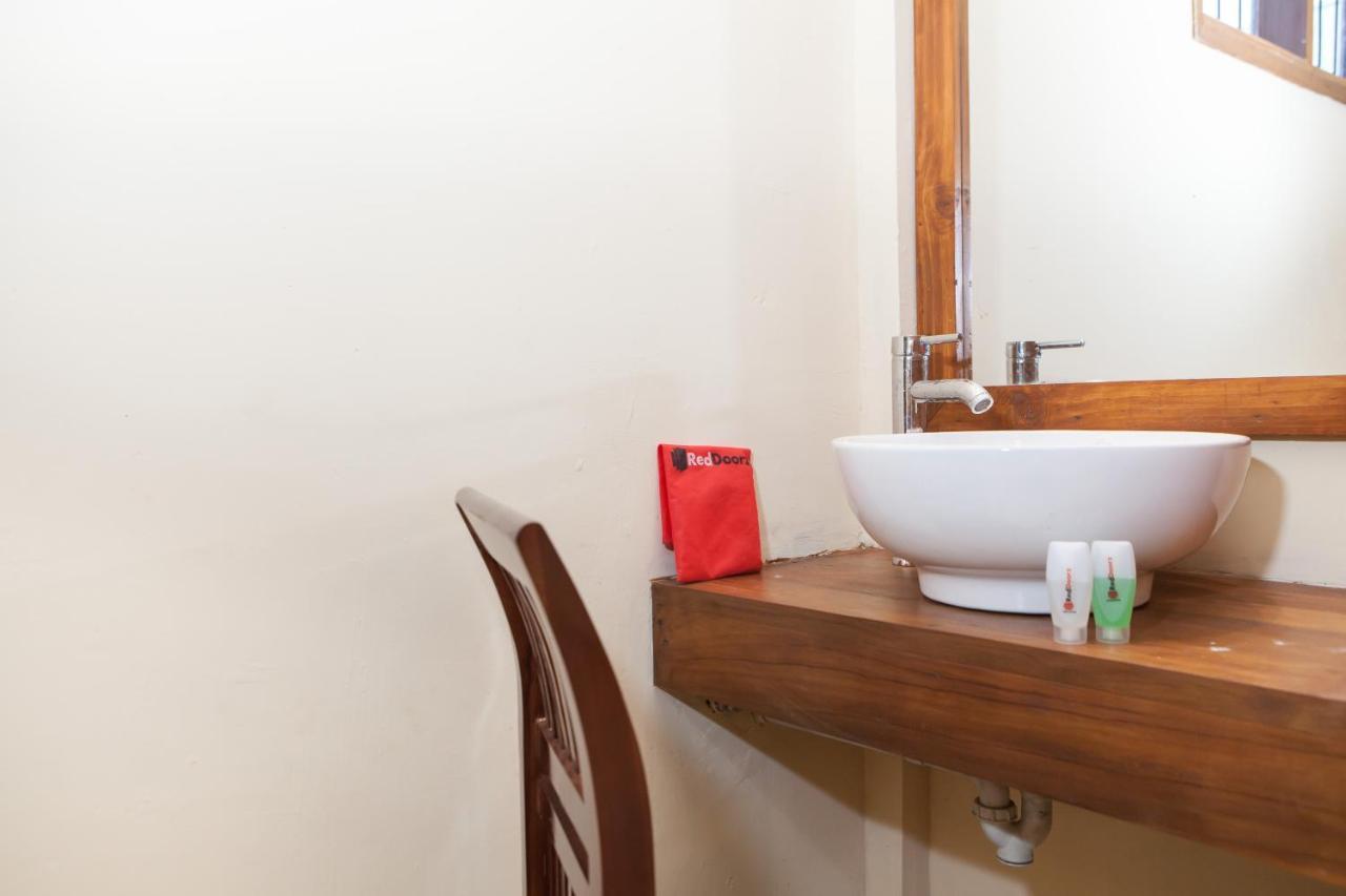 Reddoorz Near Baluran National Park Pandean Exterior foto