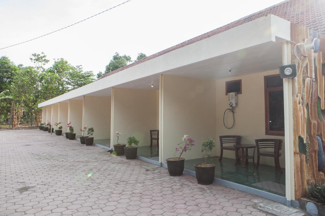 Reddoorz Near Baluran National Park Pandean Exterior foto